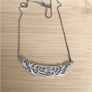 Elegant Silver Necklace